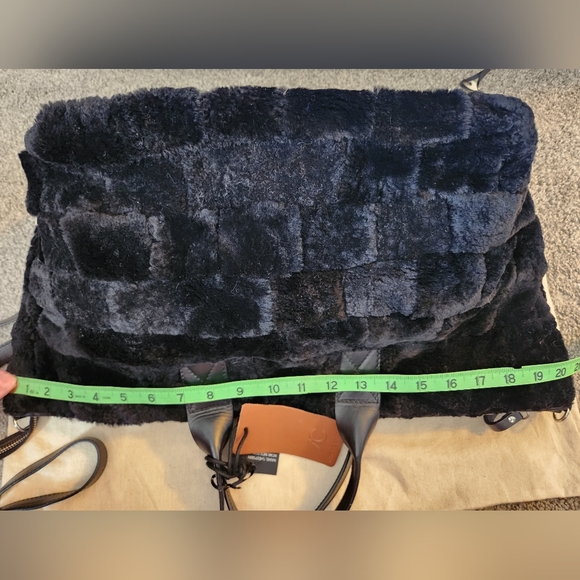 *SOLD* Antonio Cristiano XL Sheepskin Fur Tote Satchel Bag in Black; New w/ Tags - Picture 10 of 16